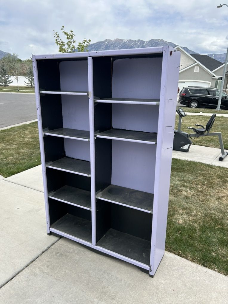 Free shelf