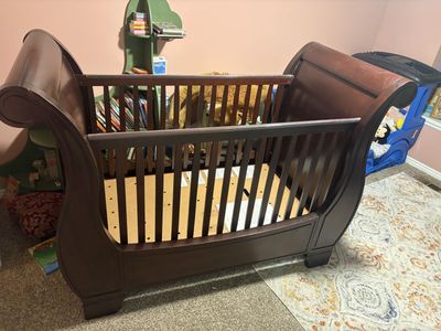 Pottery Barn Kids Larkin Sleigh Crib