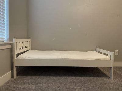 Kid's Toddler Bed