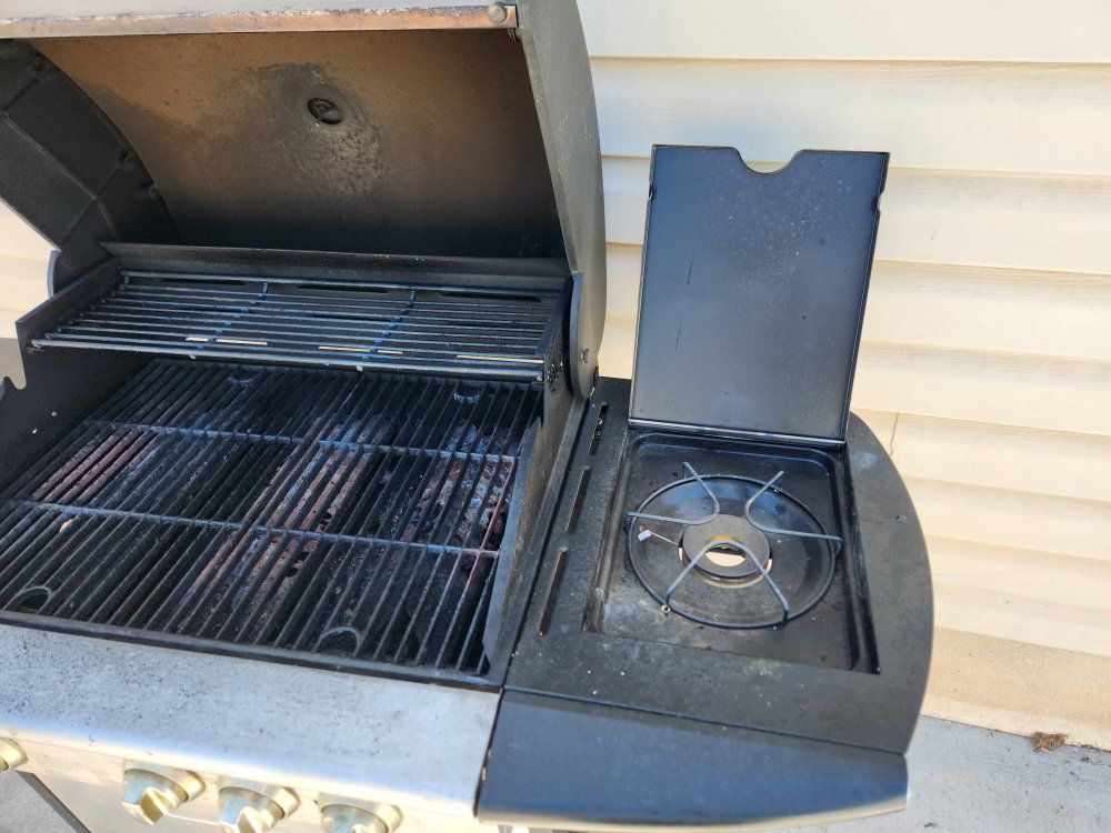 Main image 3