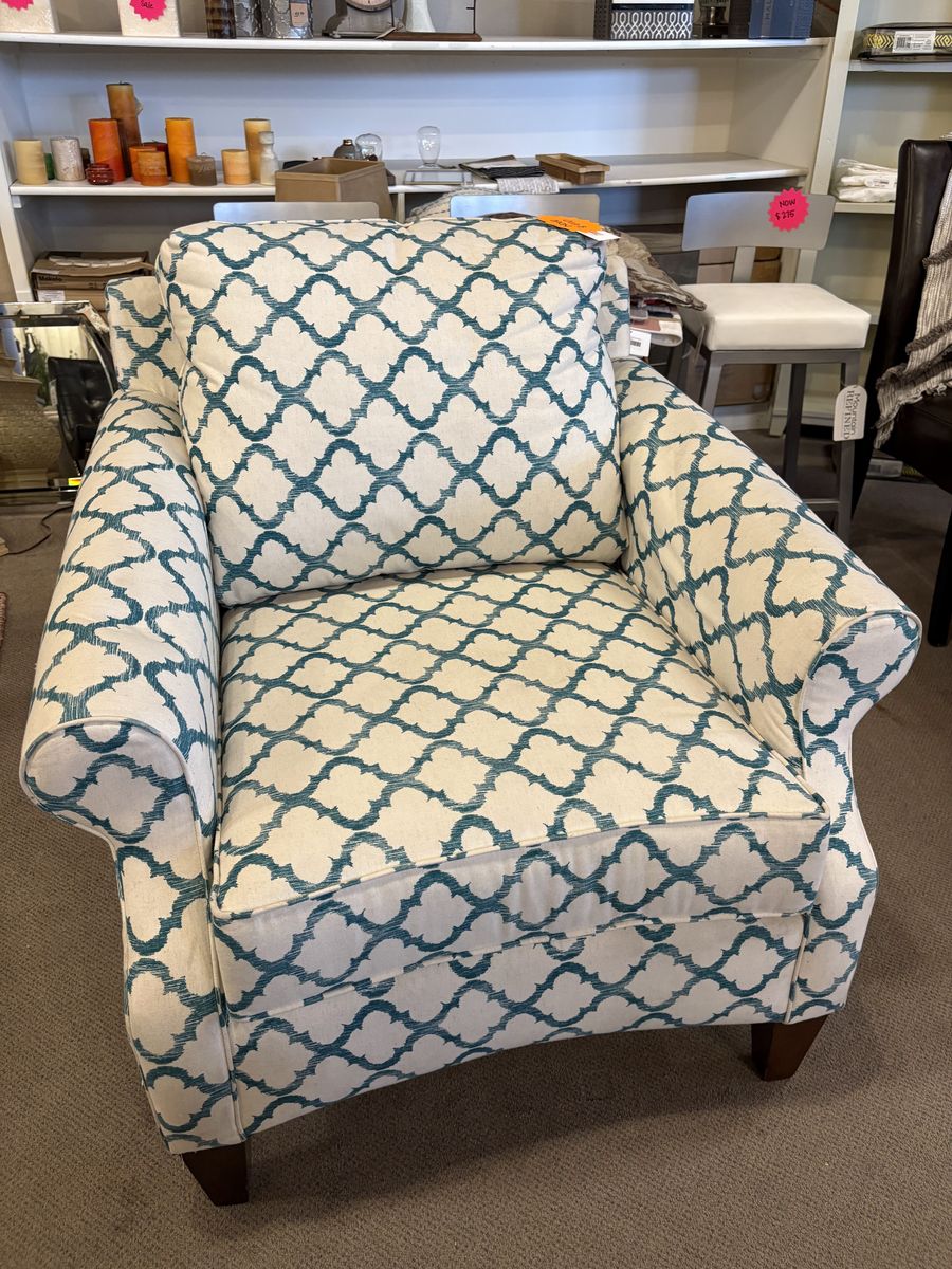 Designer Style Accent Chair (Teal)