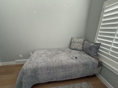 Sleep Number XL twin Adjustable Bed Frame with Mattress.
