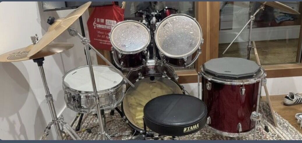 Sonor 5 Piece Drum set