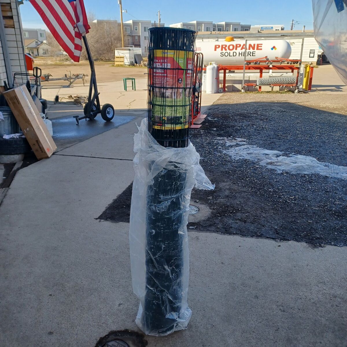 Yard garden 60 in by 50 ft welded wire fence