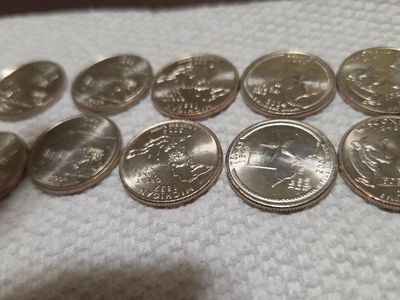 2004 state quarters uncirclated p&d 10 coin set. 2500