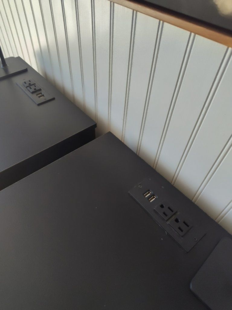 Main image 4