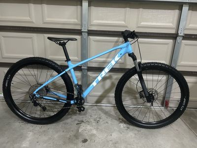 7 Mountain Bikes For Sale - Read Description