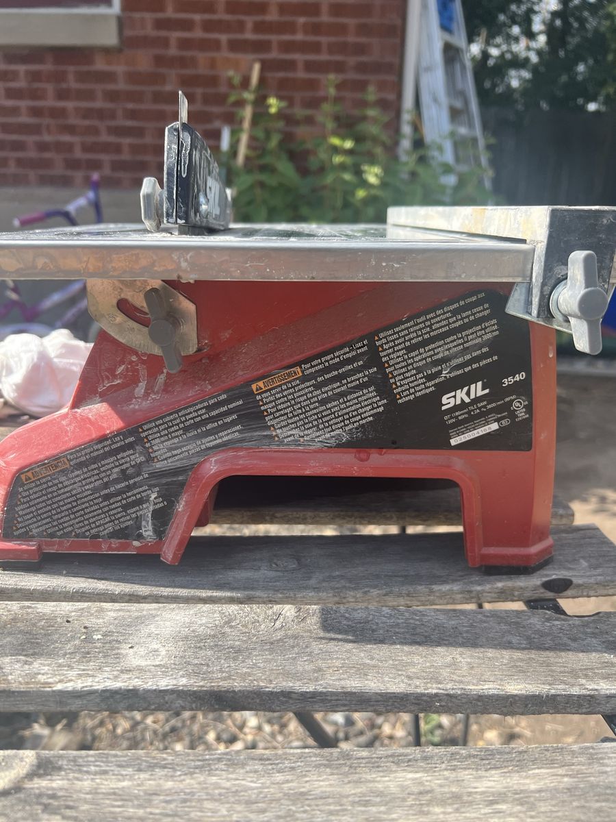 Skil Wet Tile Saw