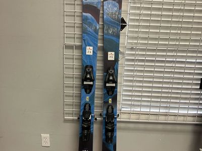 Used Blizzard Rustler 10 186cm Skis w/ Atomic Strive 11 GW Bindings