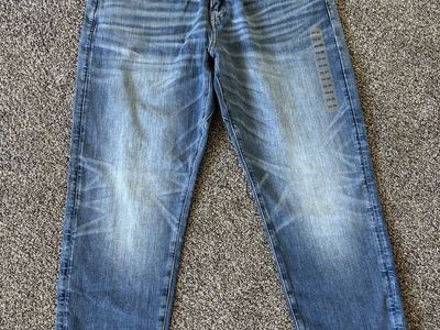 NEW! American Eagle Move-Free Athletic Airflex+ Denim Jeans- Size 33/30