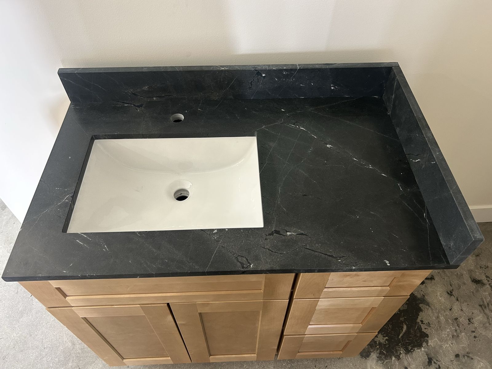 36 inch plywood Vanity Quartzite Countertop
