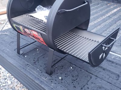tailgate charcoal grill