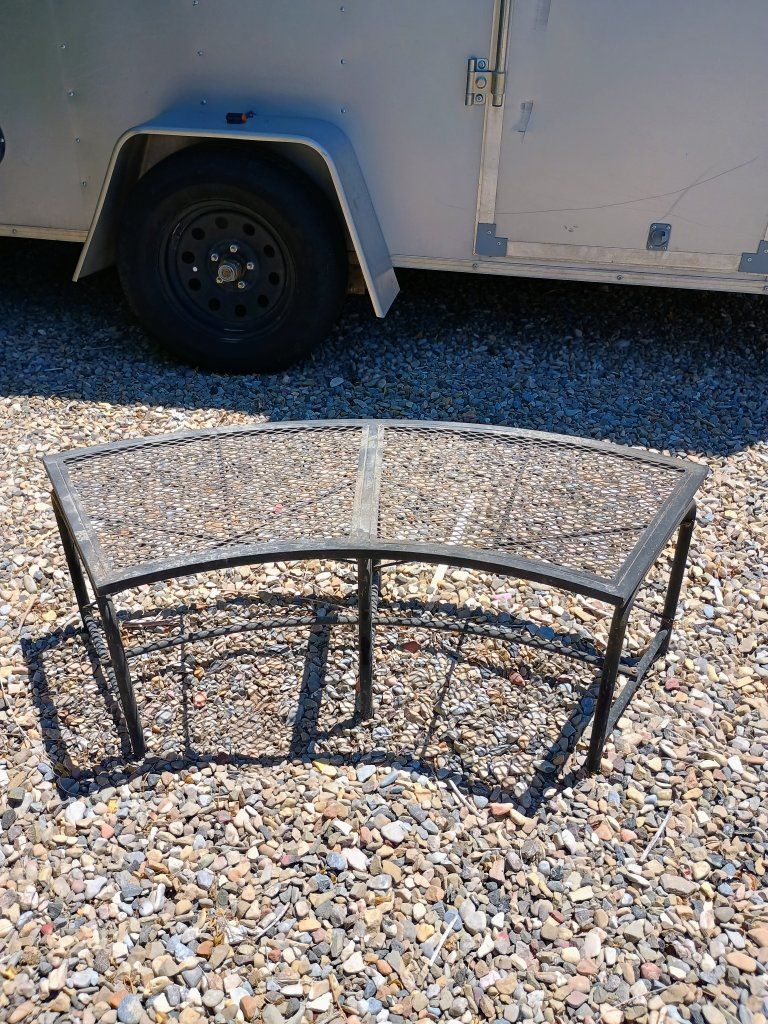 Curved Black Metal Mesh Patio Bench Outdoor Garden Seating