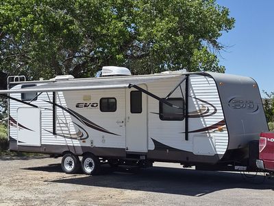 2005 Forest River EVO Trailer