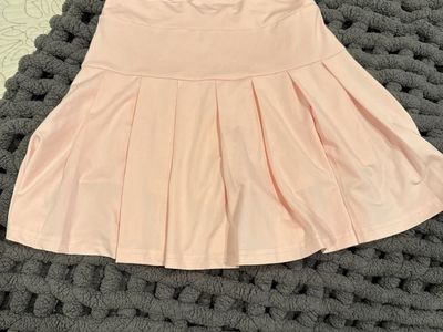 Pink Pleated tennis Skirt, Size 8-10 - Excellent Condition