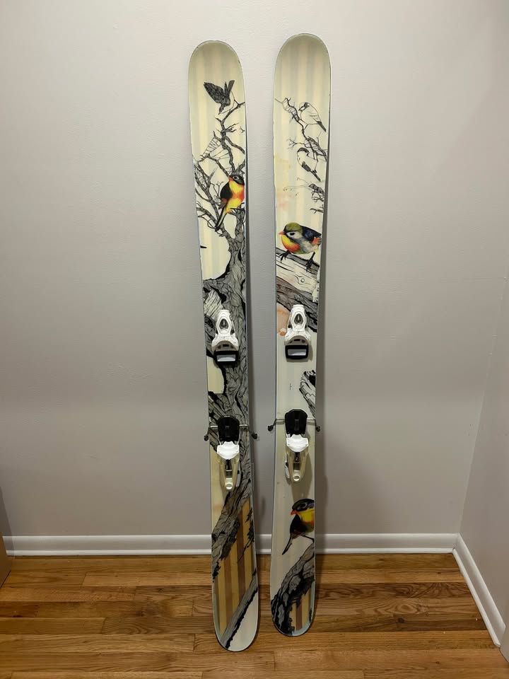 LINE Pandora 95 Skis-162 cm-With Bindings