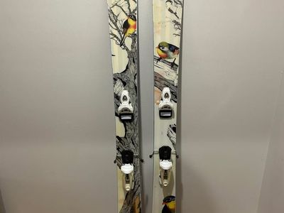 LINE Pandora 95 Skis-162 cm-With Bindings
