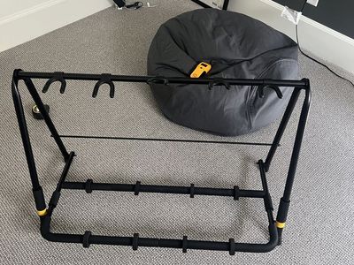 5 Guitar Stand