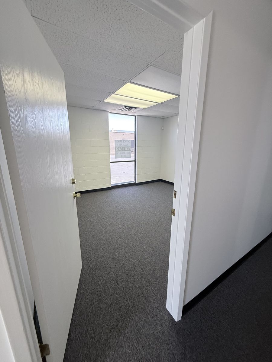 Main image 5