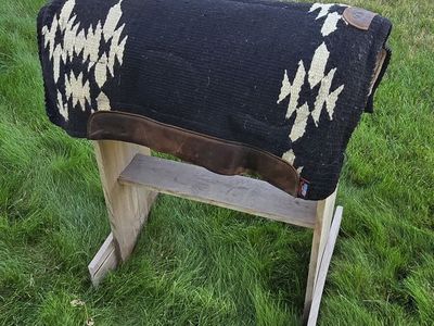 Weaver 32" Saddle Pad Black and White Pattern