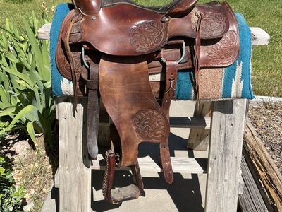 Saddle “The American 1100” - 15” Roper