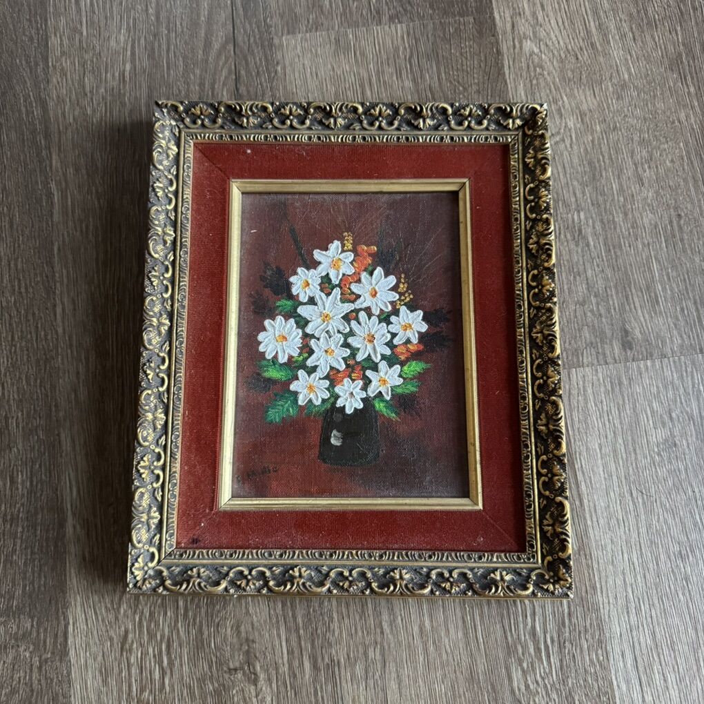 Vintage Oil Painting Daisies in Vase 6” x 8”