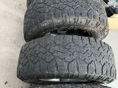 275/70R18 Tires and Wheels