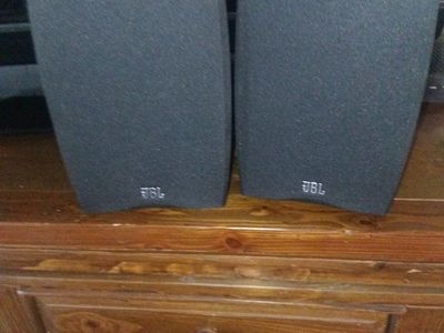 JBL N24-II Speakers for Bookshelf or Stands Awesom