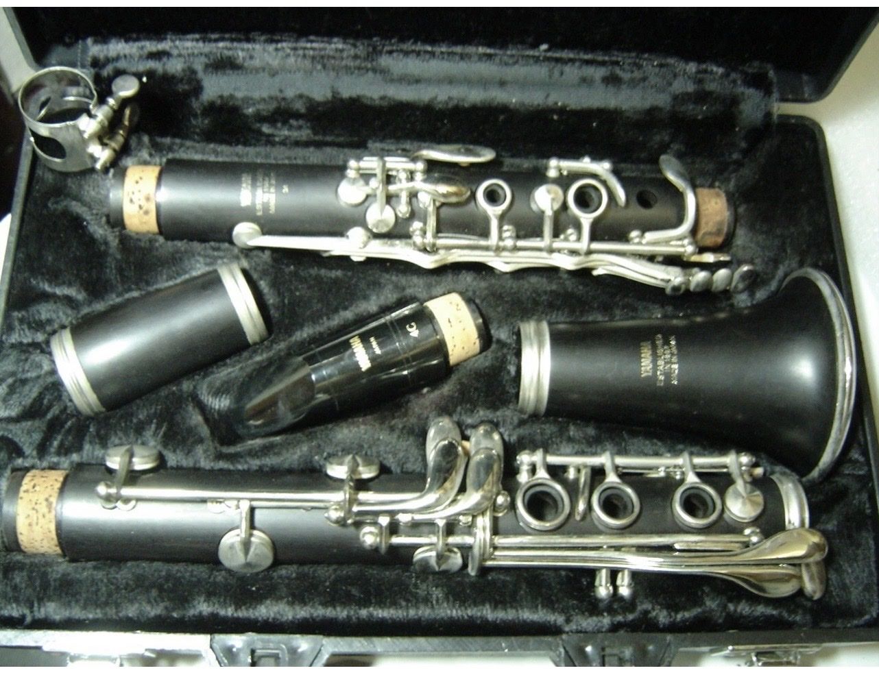 YAMAHA 34 WOODEN CLARINET w/CASE - EXCELLENT!