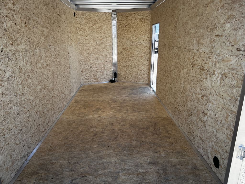 Main image 5