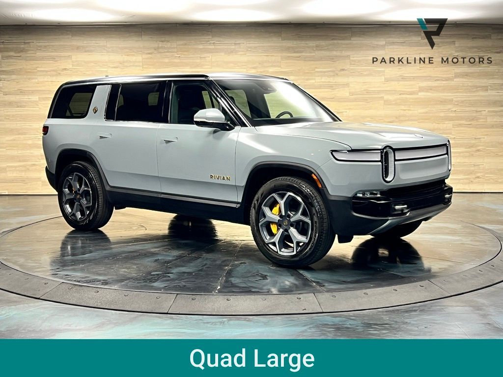 2024 Rivian R1S Adventure