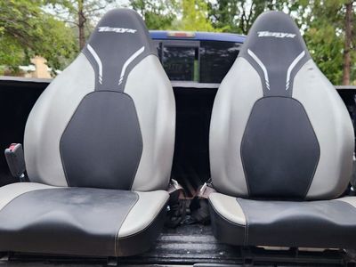 Kawasaki Teryx4 rear seats