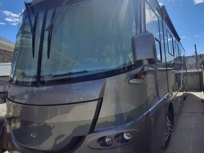 2004 38' Coachmen 37K miles Cummins Diesel 5.9L