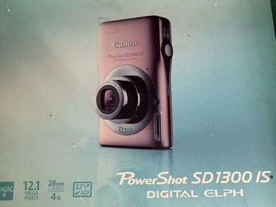 Canon PowerShot SD1300 IS Digital ELPH 12.1MP 4x Wide Zoom Camera W/ SD