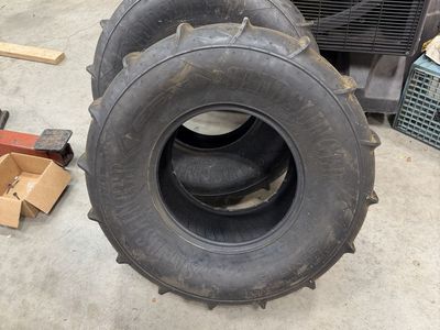 Sandslinger Sport Sand Tires - Pair, Excellent Condition for ATV/UTV/Dirt Bike