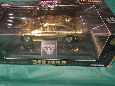 gold Nascar #33