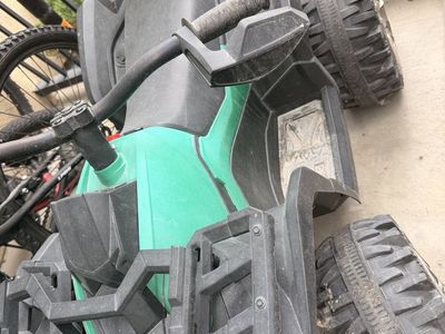 4 wheeled motorcycle
