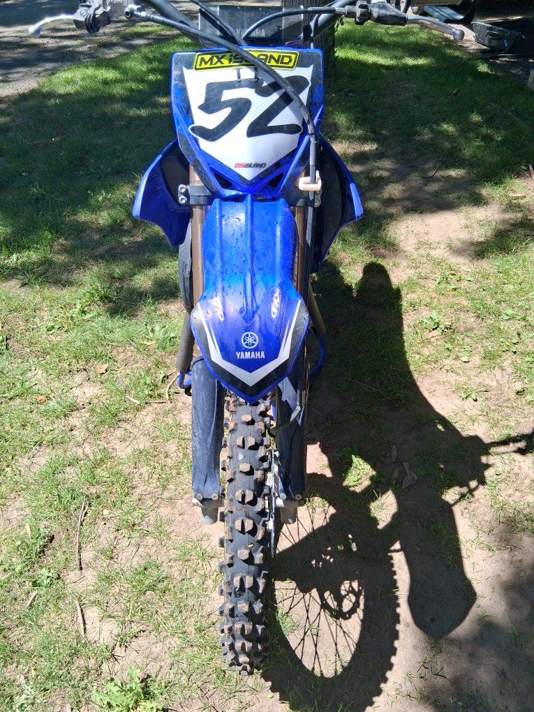 yz