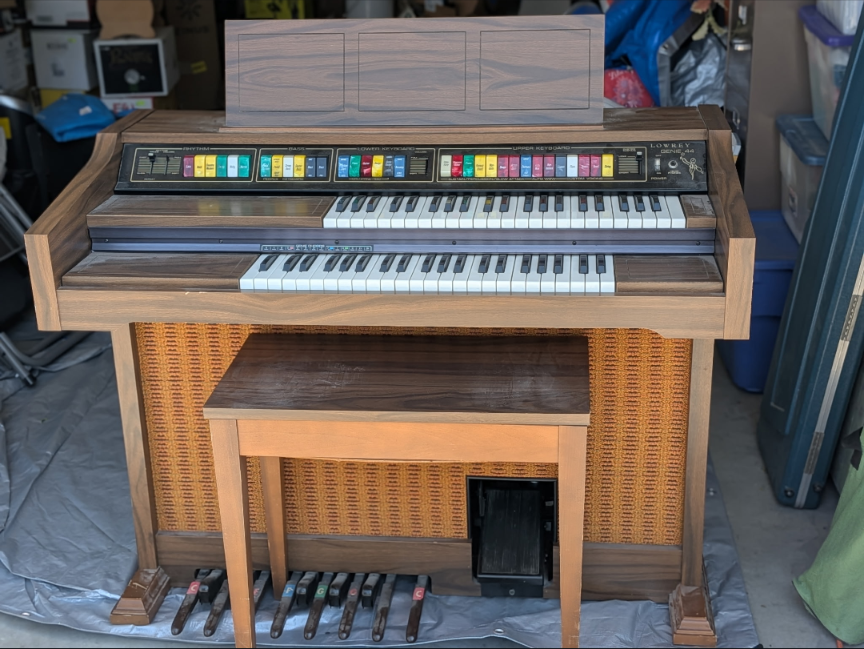 Lowrey TG-44 Organ - Vintage Electronic Organ (Walnut, 115V AC, 100W)