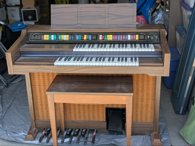 Lowrey TG-44 Organ - Vintage Electronic Organ (Walnut, 115V AC, 100W)