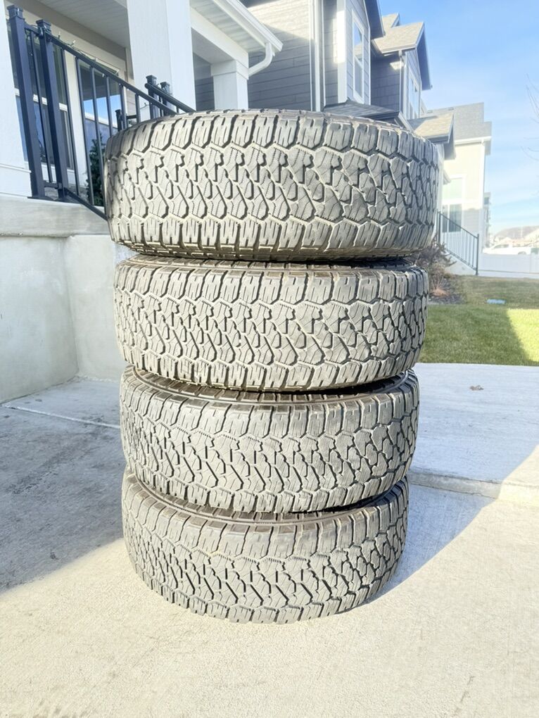 275/70R18 Firestone Destination  XT Load E