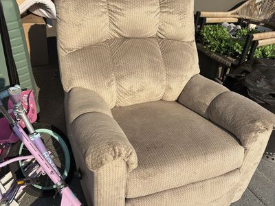 Beige Fabric Upholstered Recliner Armchair with Padded Back
