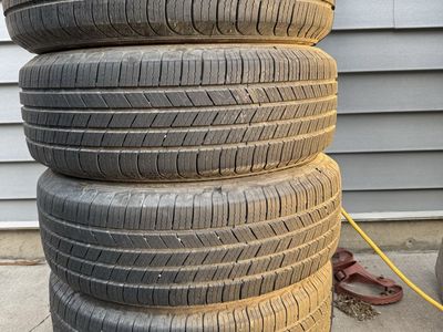 Michelin 215/65r16 tires Honda element wheels