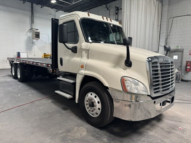 2018 Freightliner Cascadia 