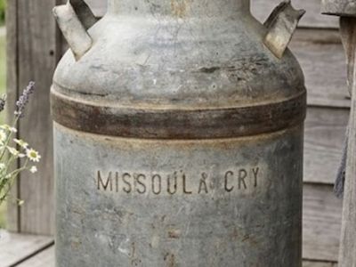 Vintage Galvanized Metal Milk Can - Rustic Farmhouse Decor