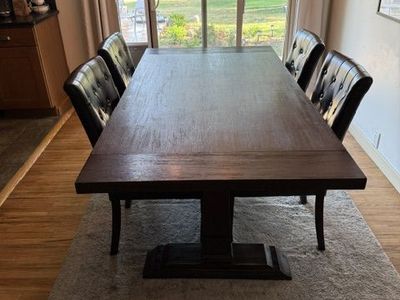 Solid Wood Dining Table – Seats 6 – Great Condition