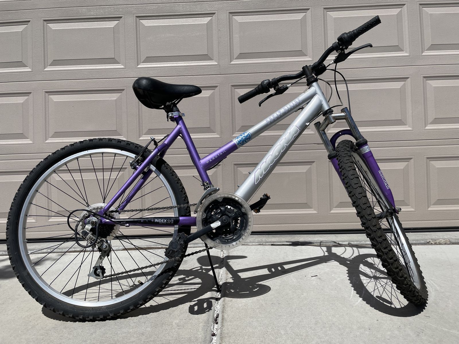 Magna 24” Kids Mountain Bike