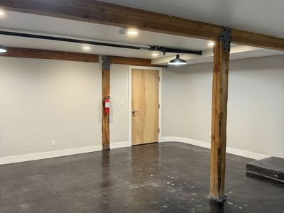 Great Sandy Location Office Space for Rent