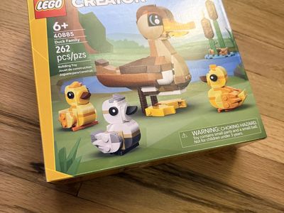 *Brand New* - Lego Duck Family