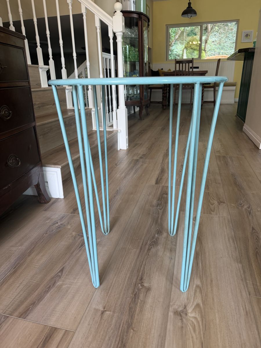 Round Turquoise Hairpin Leg Side Table / Accent Table / Plant Stand